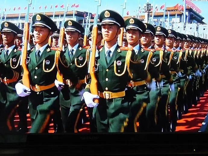 九三阅兵背后的大国博弈：世界秩序主导权的争夺。简单来说，就是不来参加九三阅