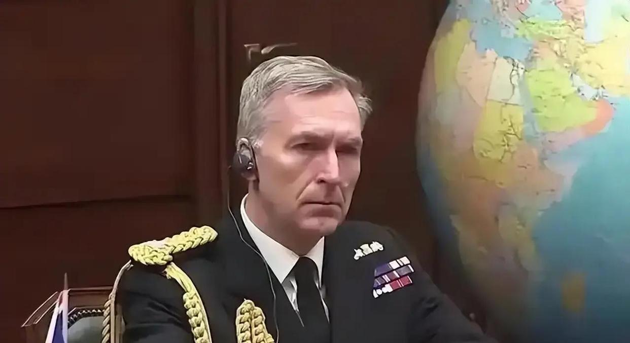 顶不住了！英国海军宣布南海撤军，国防部直言：实在是没钱了要是把各国海军的海外