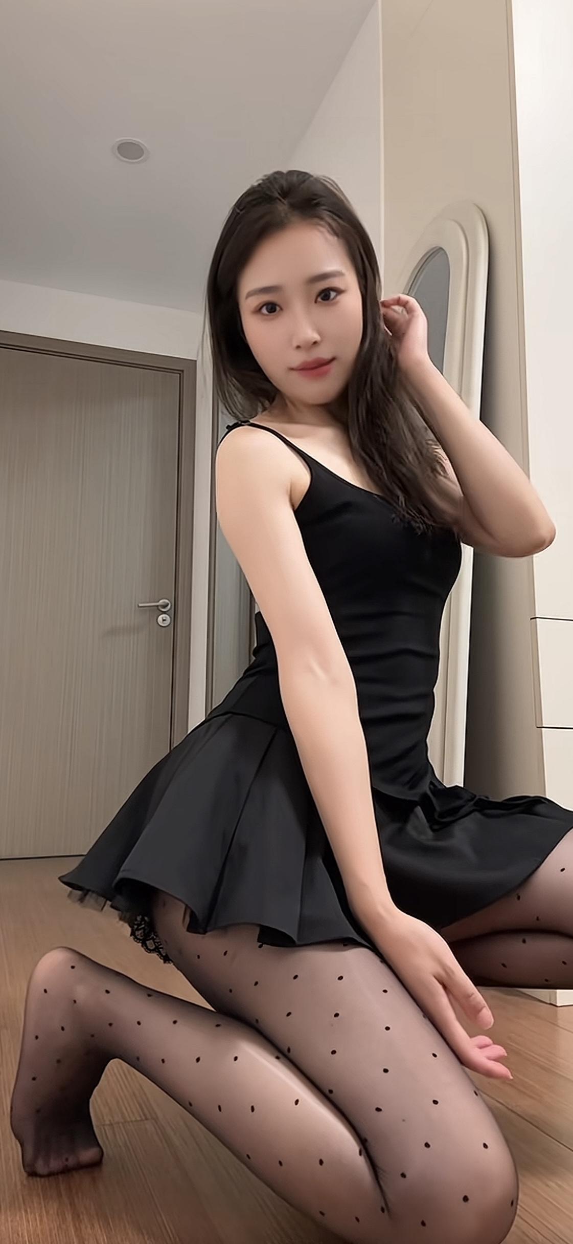 中年女人如何穿搭显高级、优雅?气质型女人穿搭高级知性风穿搭