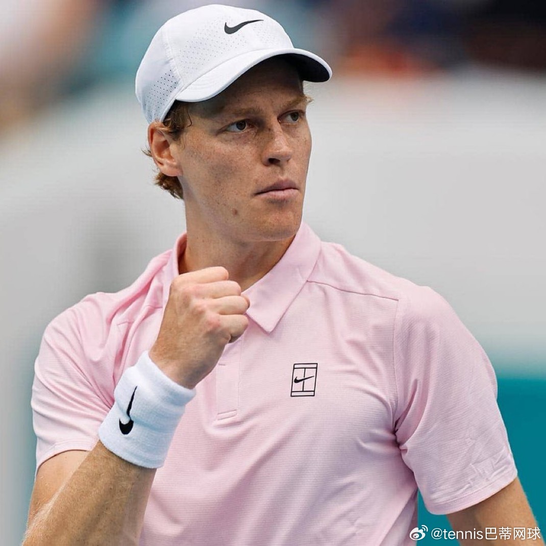 双子星阿尔卡拉斯🇪🇸和辛纳🇮🇹本周的排名纪录更新！⭐️世界排名第一总周数