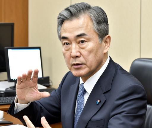 韩前总统尹锡悦出庭否认全部指控当地时间9月26日上午，韩国首尔中央地方法院开庭