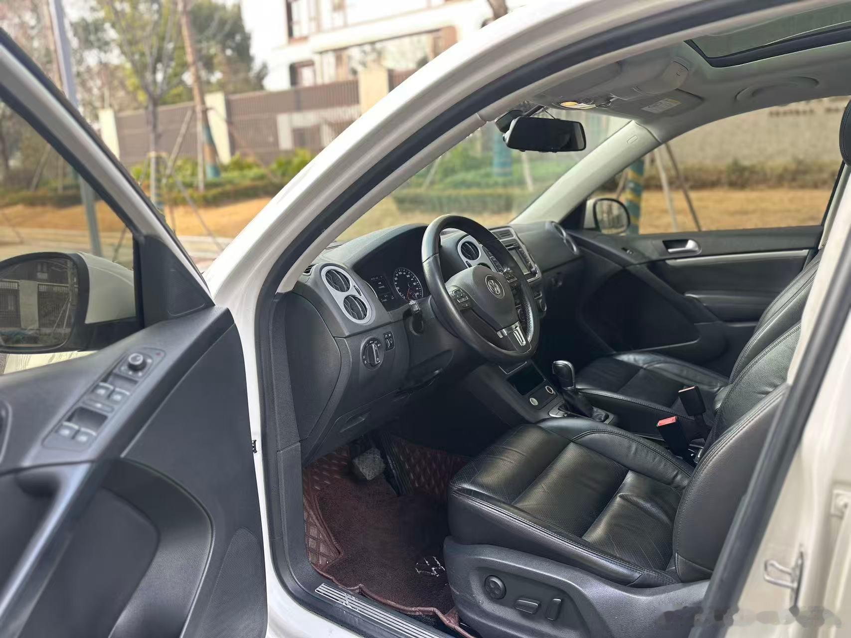 新车落地30+，车龄10年！2016年2月大众途观2.0T四驱豪华版，实表11万