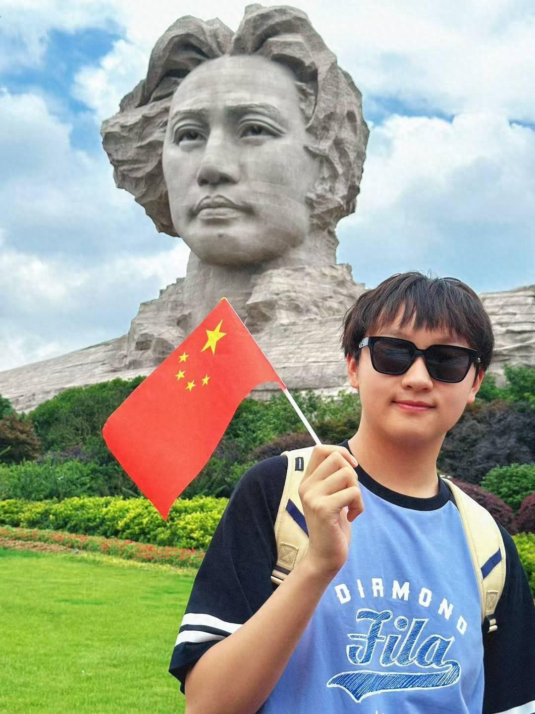 “看鸡汤文，不如问好一道题！”四川绵阳，绵阳中学历史类考生谷子沐，高考查分时还躺