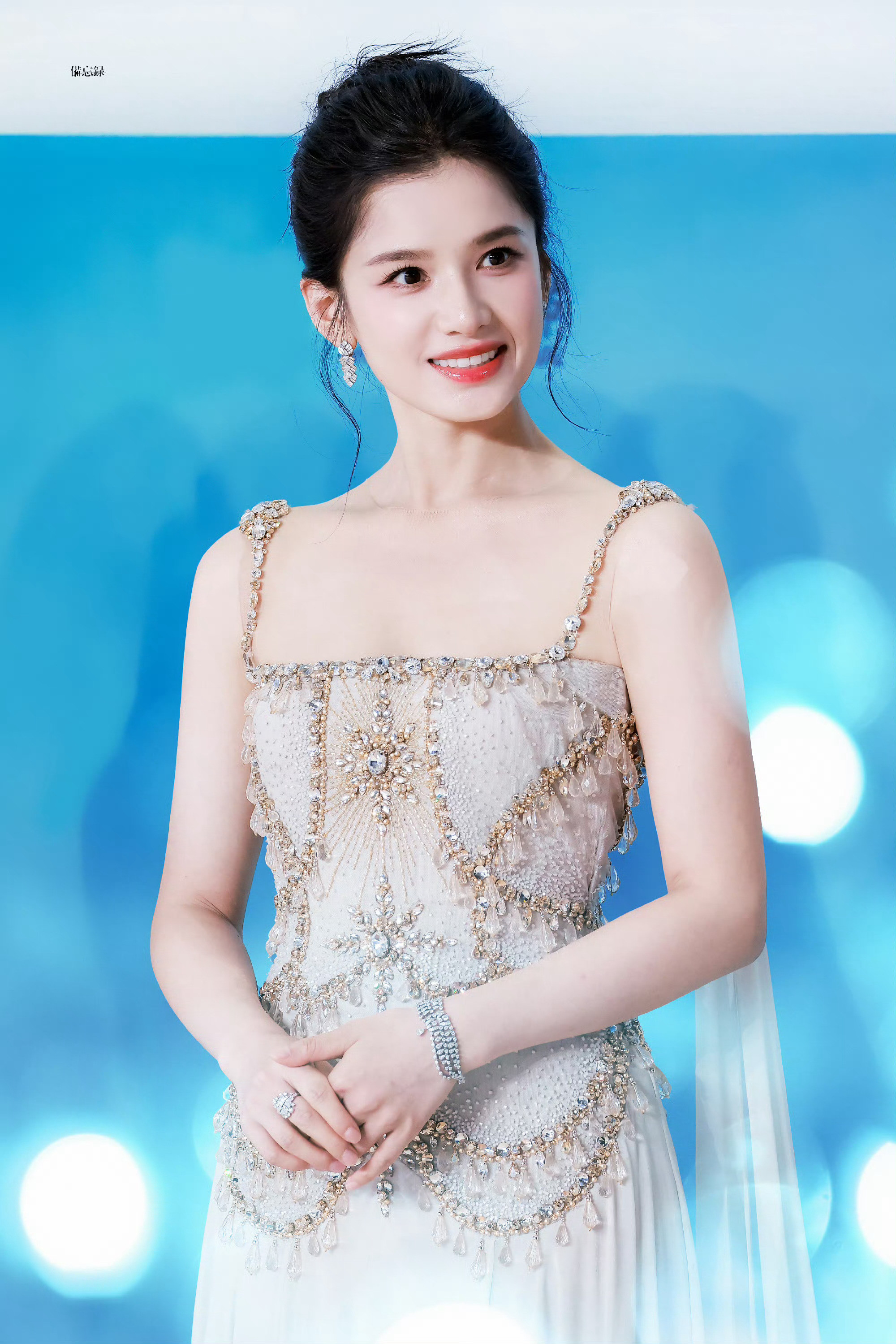 张婧仪张婧仪zjy张婧仪野狗骨头千千万万个人对我好,我都不会动摇,因为我问心,