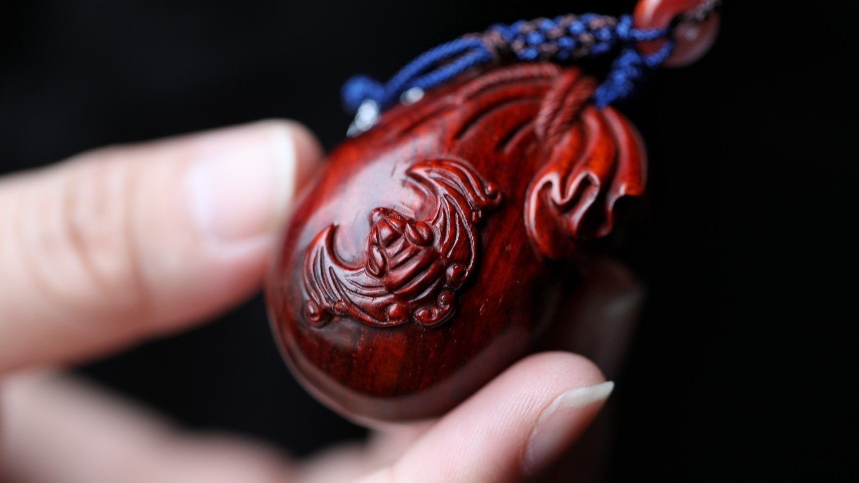 紫檀|福袋挂件福袋，作为中国的传统吉祥物之一，寓意：福运满袋，招财纳福，多