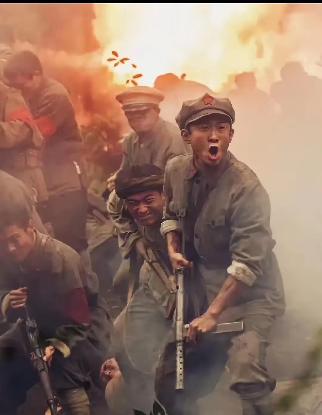 燃爆了！昨晚新闻联播一开口，多少人下意识放下手机，瞬间屏住呼吸！没有花里胡哨