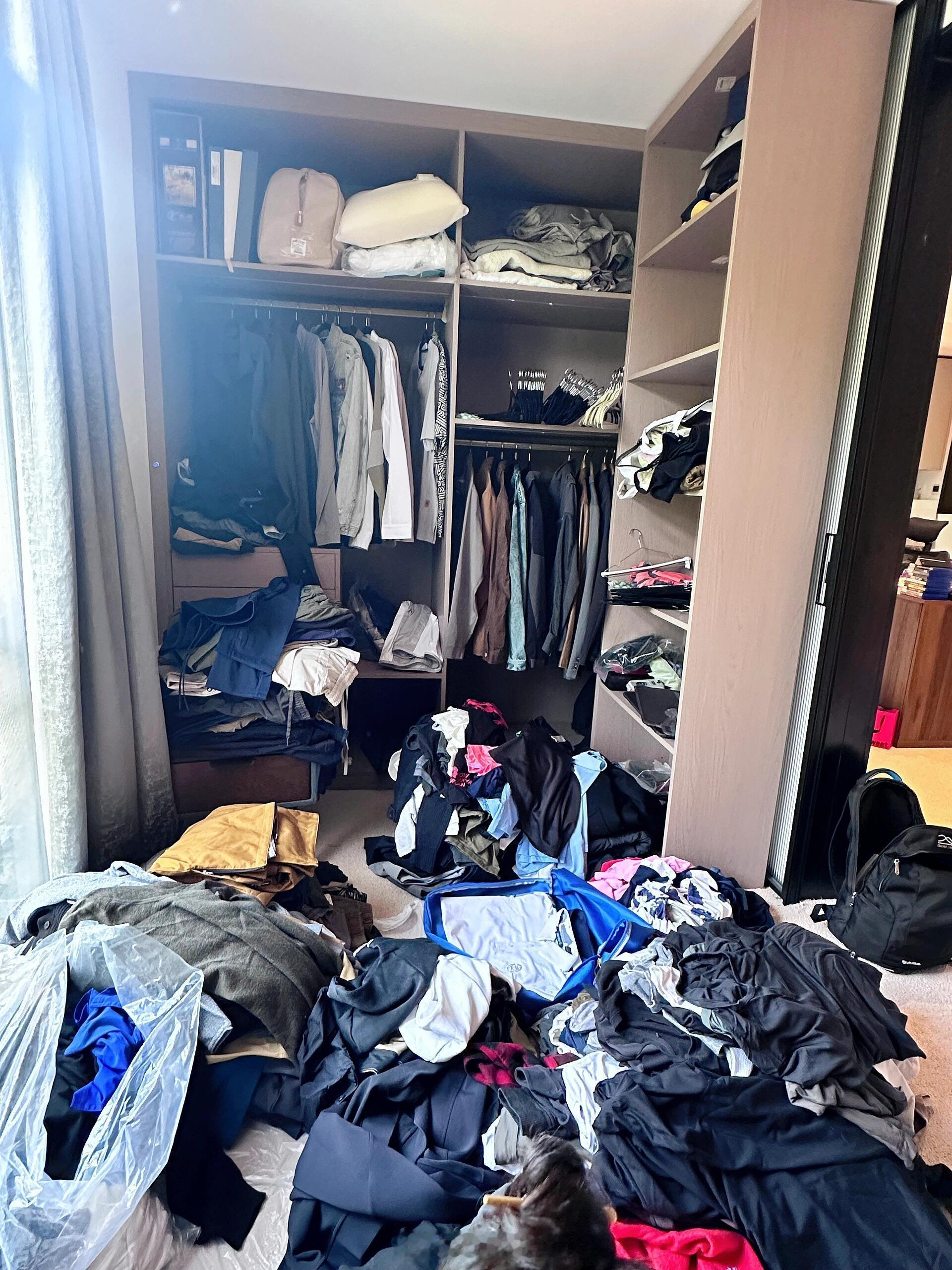 换季时才知道自己衣服有多少[捂脸哭]​​​