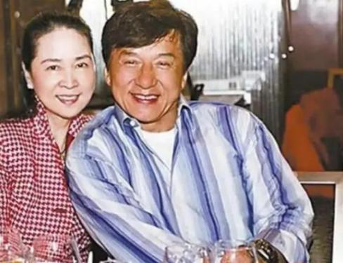 1999年，吴绮莉找到成龙：“我怀孕了，孩子是你的，”成龙说：“给你一个亿，把孩