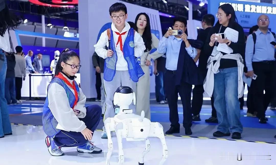 这伤害性不大，侮辱性极强！当中国移动icon、中国电信icon、中国联通icon