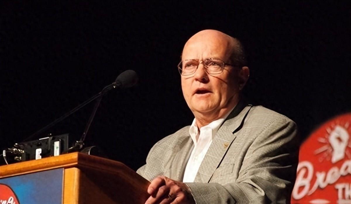 谁敢相信，五角大楼的兵棋推演里，居然藏着一个丧心病狂的底牌：一旦常规战打输了，就