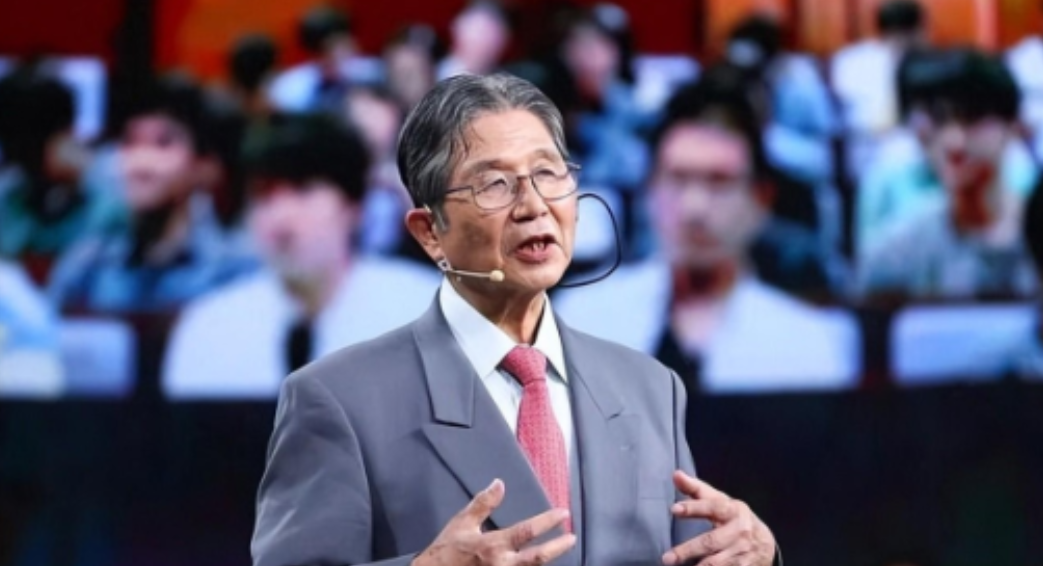 日本要气死了！日本顶尖科学家藤岛昭，竟带着他们的机密技术，连夜组团投奔中国，他还