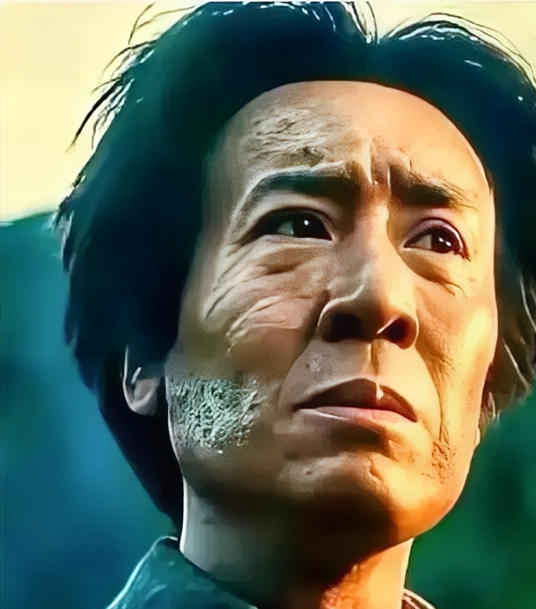 听我一句劝，千万不要去看《伟大的长征》因为看完以后，你会发现第二天去上班只能肿着