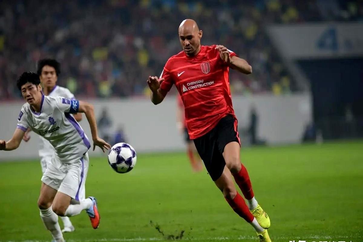 成都蓉城2025中超这表现，真把人看服了！全队轰60球，费利佩15球稳坐射手