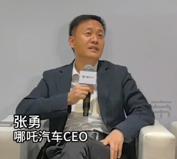 哪吒两个创始人，张勇、方运舟，成老赖了！真不敢相信，曾经那么大汽车品牌，拿千万年