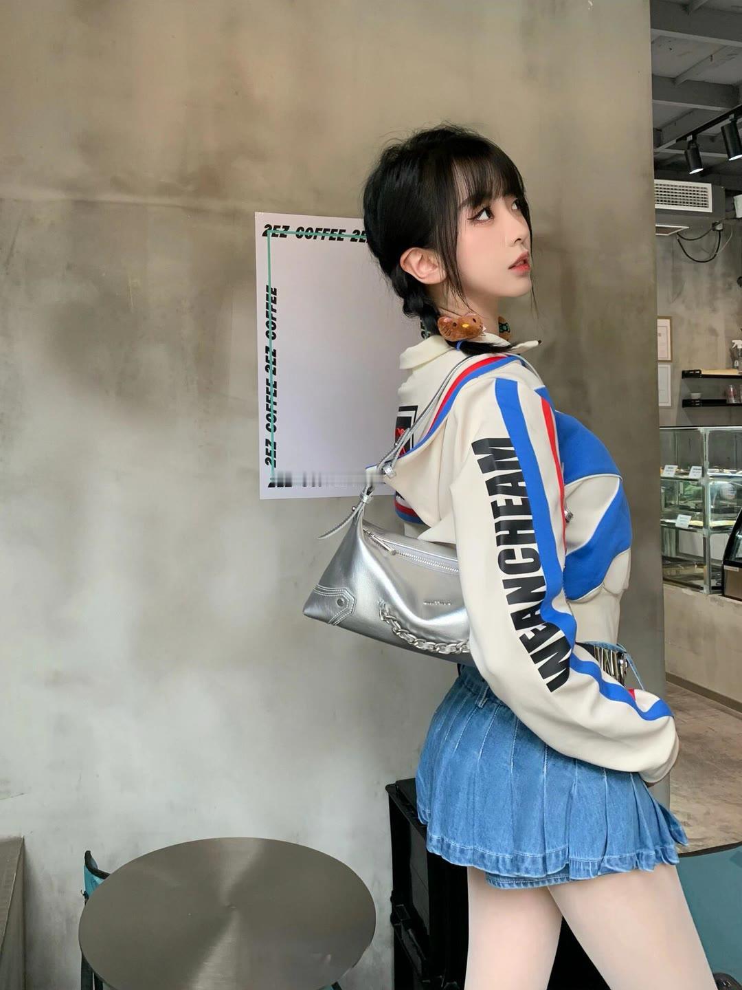 记录分享日常生活简约时尚穿搭