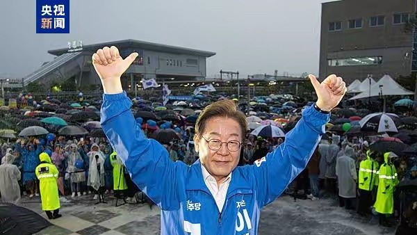 李在明想修宪削弱总统权力哇塞！李在明这人还没当上总统，