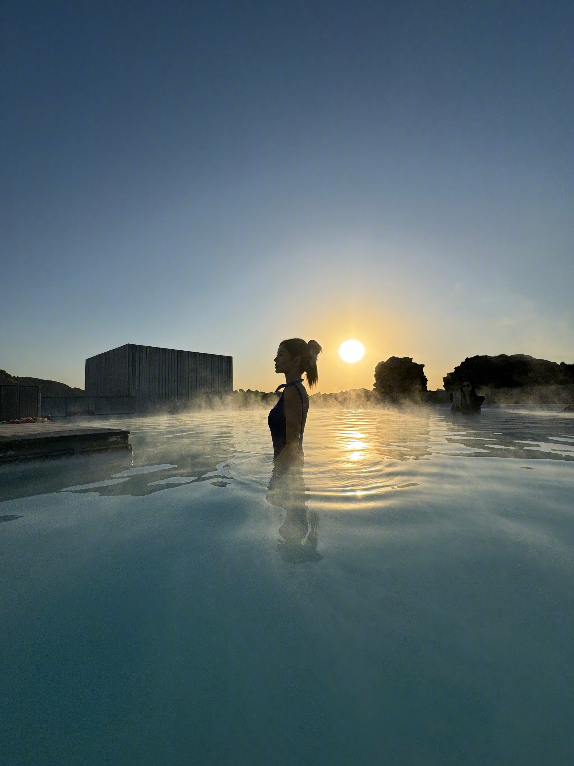 沈梦辰，冰岛假日，浪漫穿搭。沈梦辰