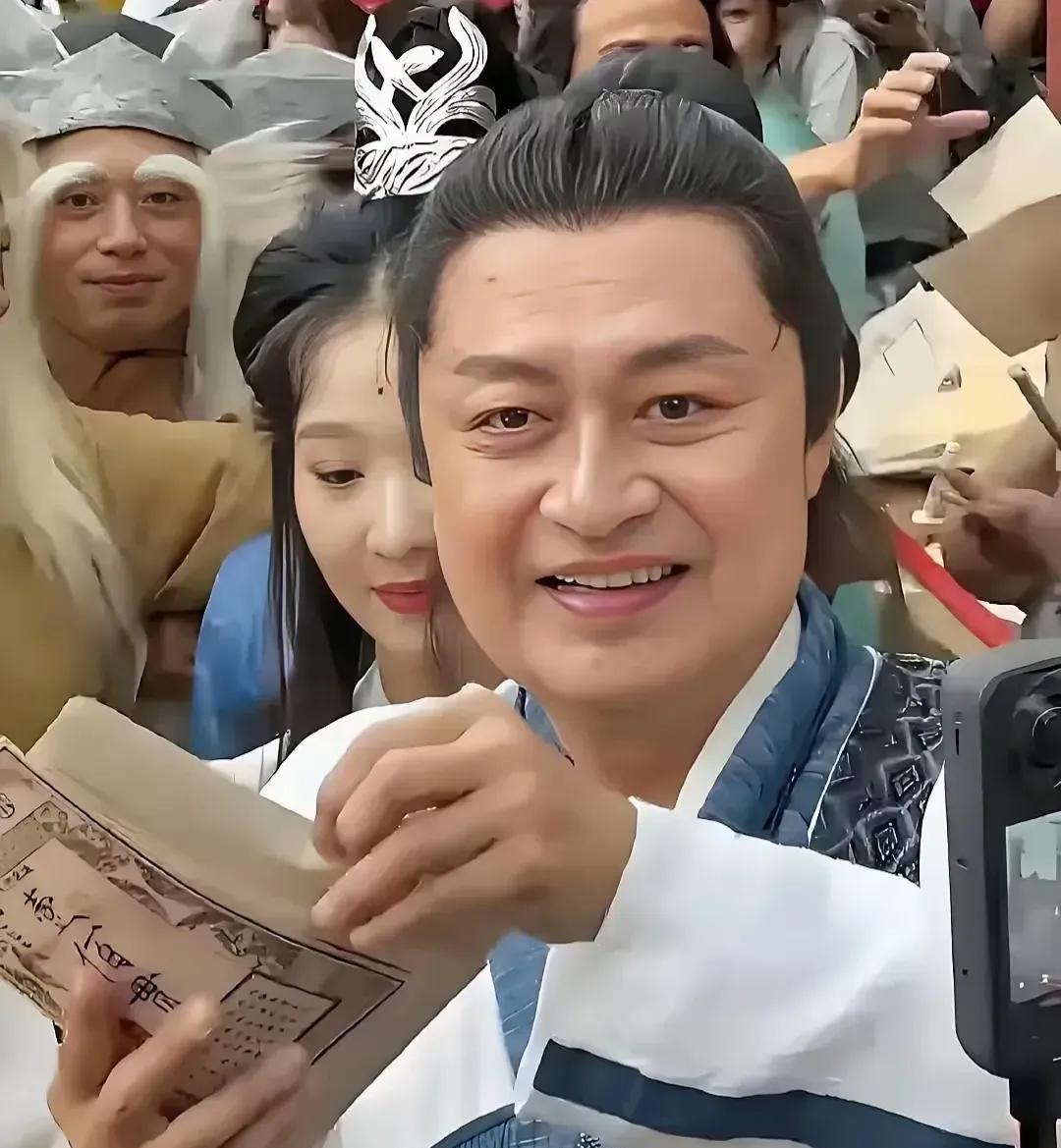 马景涛这是老了还是打美容针了这脸怎么感觉浮肿了我记忆中的咆哮帝不是这样啊