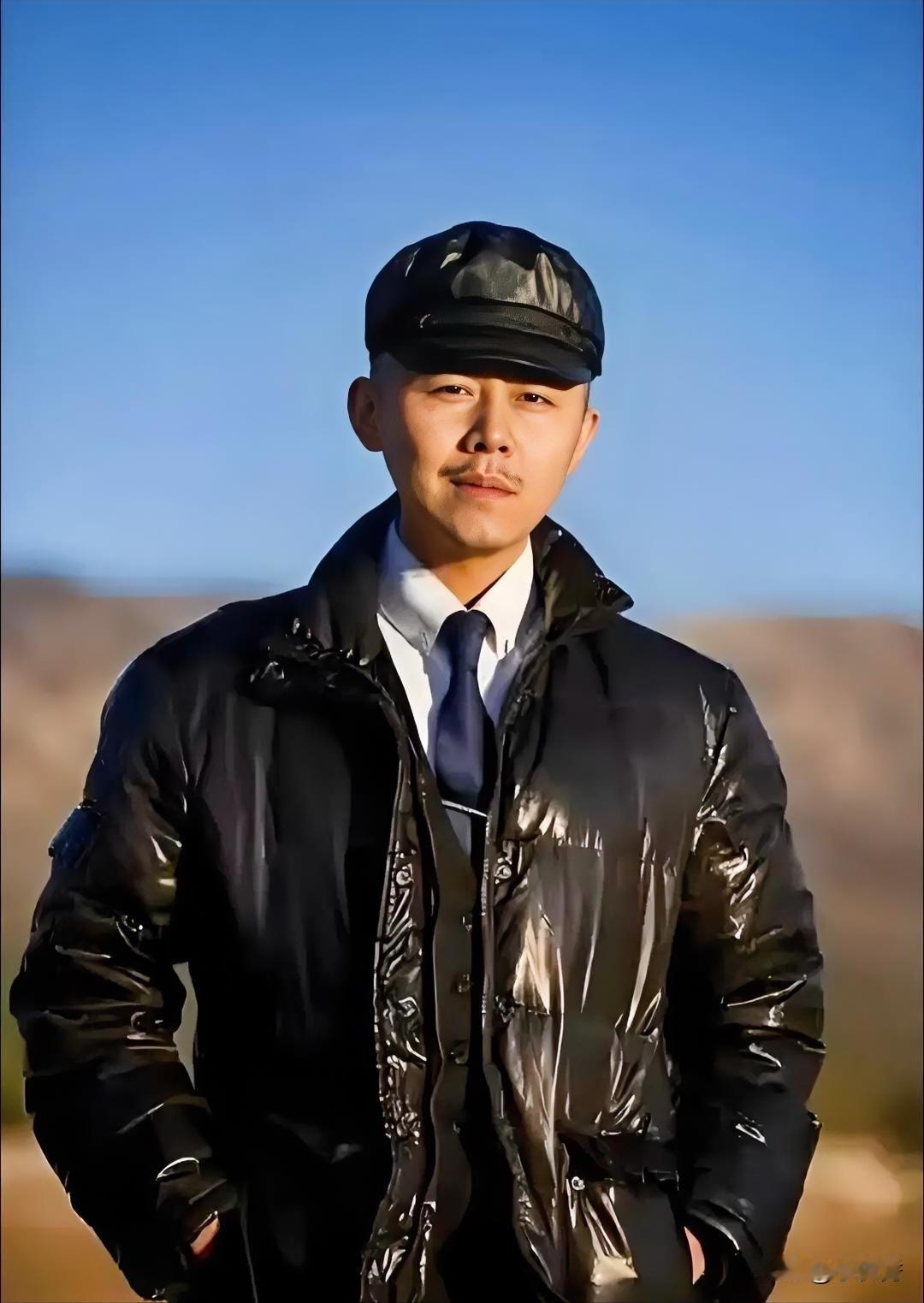 47岁的大冰在直播中提醒女孩们，可以嫁给没钱的，也可以嫁给有钱的，但是不能嫁