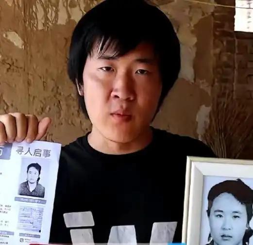 2026年7月，一条寻母新闻突然刷了屏。河南濮阳一个27岁的小伙子叫屈贝贝，辞掉