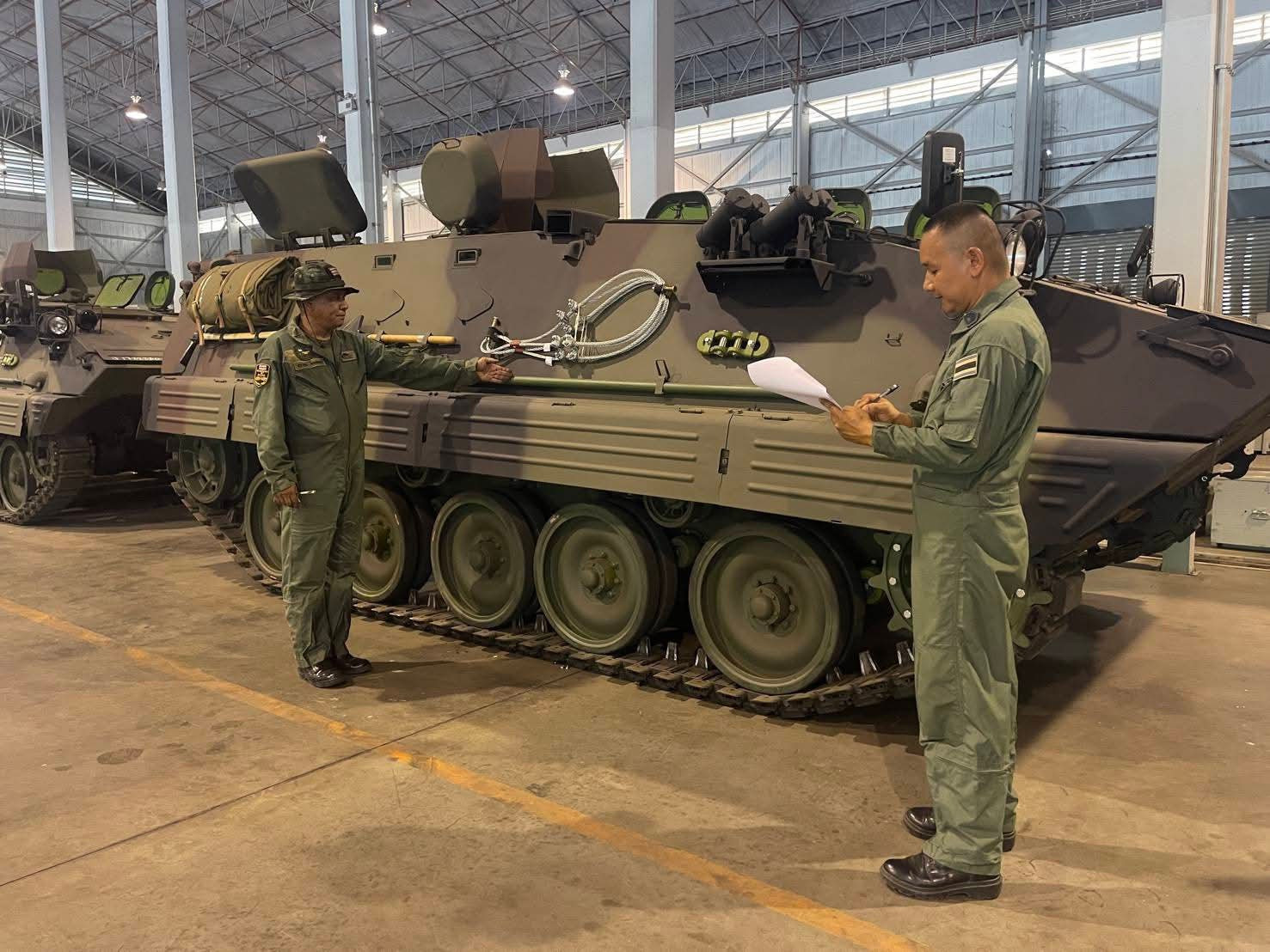泰国陆军发布照片，证实北方工业的技术团队协助泰军完成了29辆85式装甲输送车的检