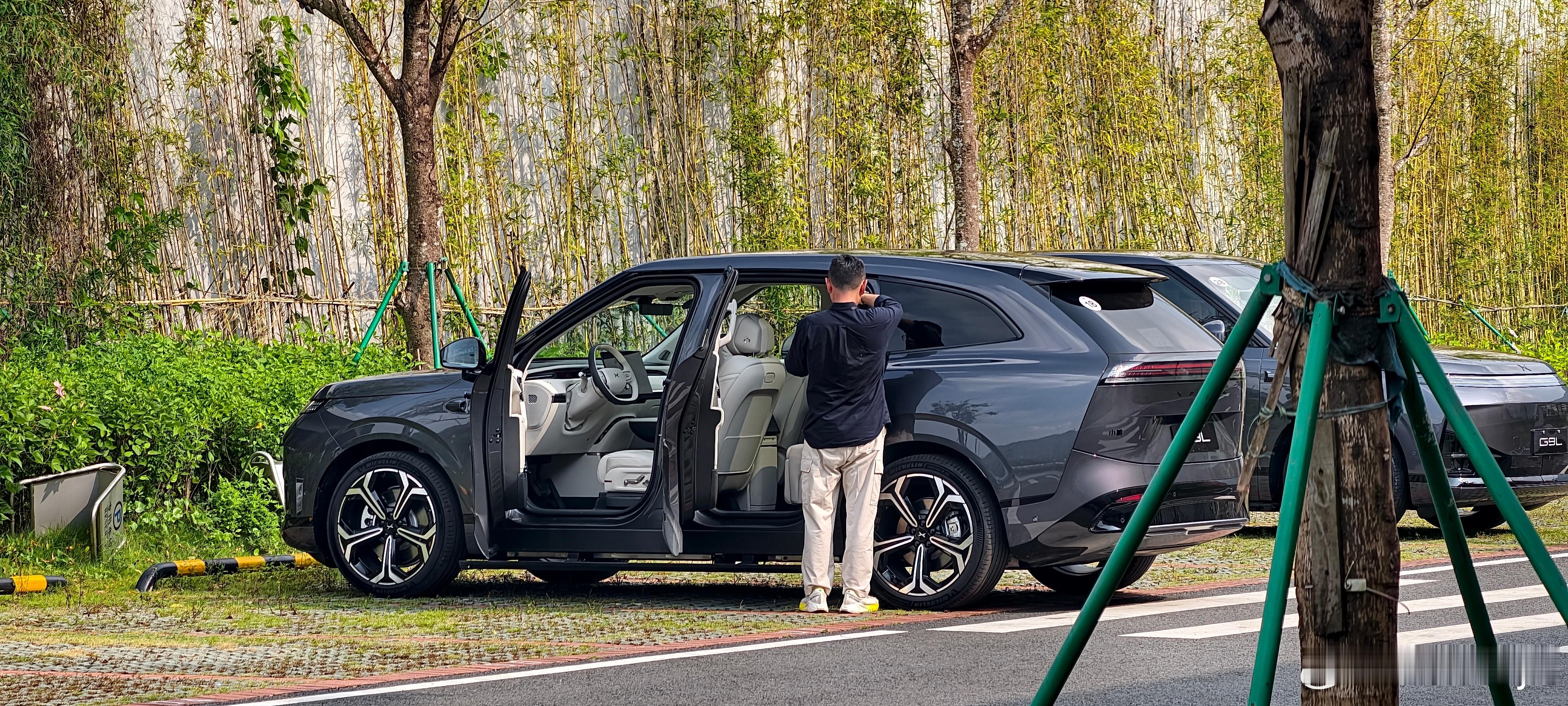 什么样的家庭可以买40万的车这几年才意识到零几年能买四十多万车的家庭有多厉害..