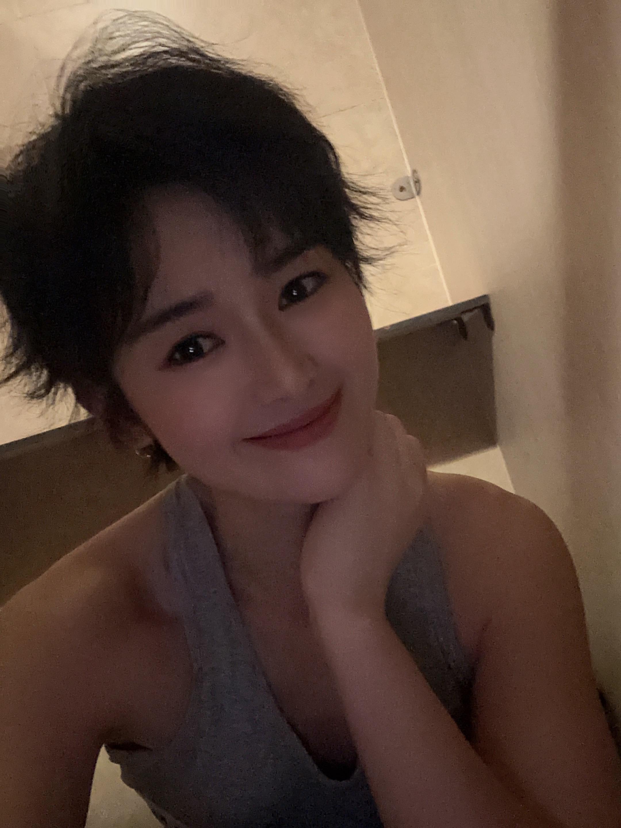 人在过的很好的时候 就会原谅很多事情 因为自己的内心有了力量 就懒得跟...