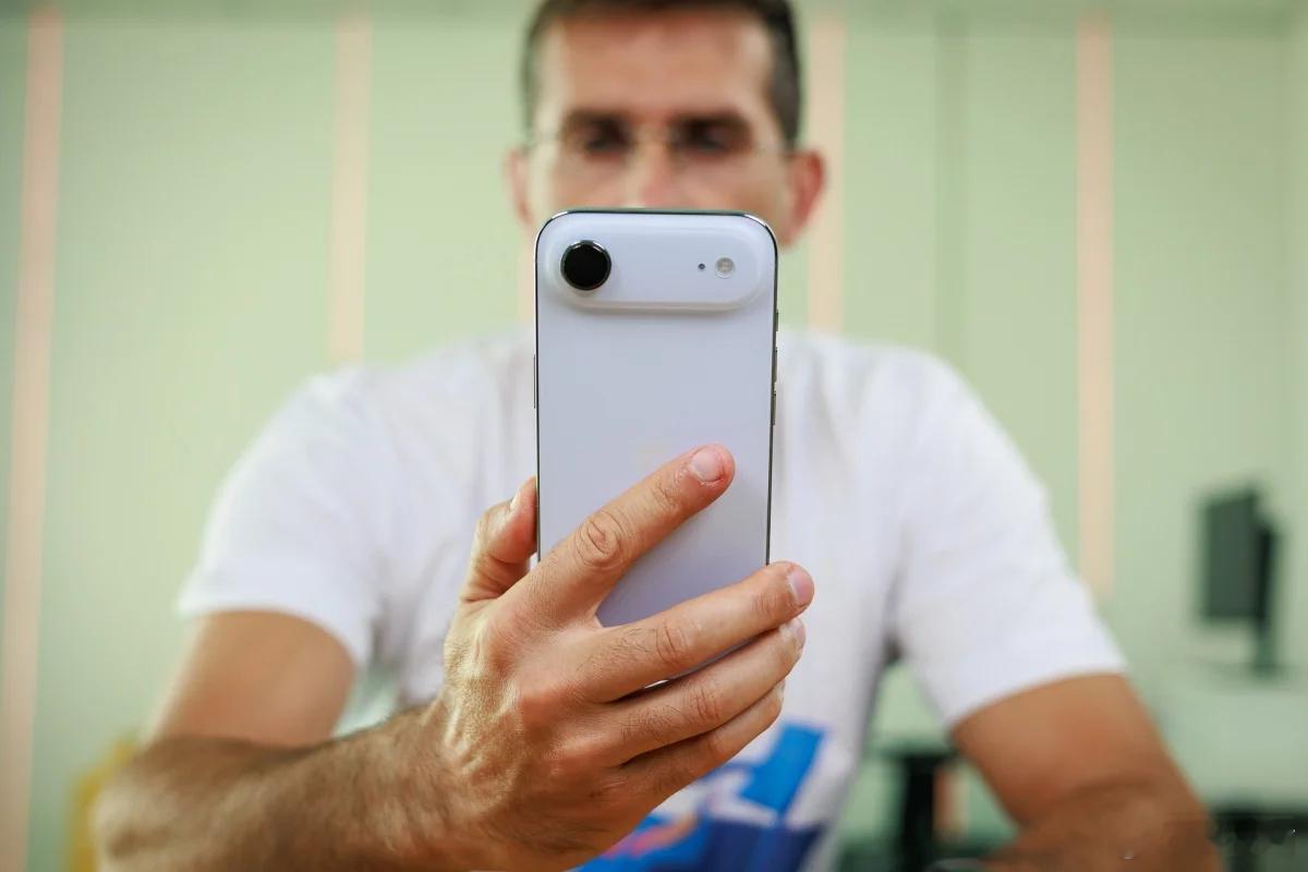 IDC通过检查苹果供应链来追踪iPhone销量发现，iPhoneAir销量仅为