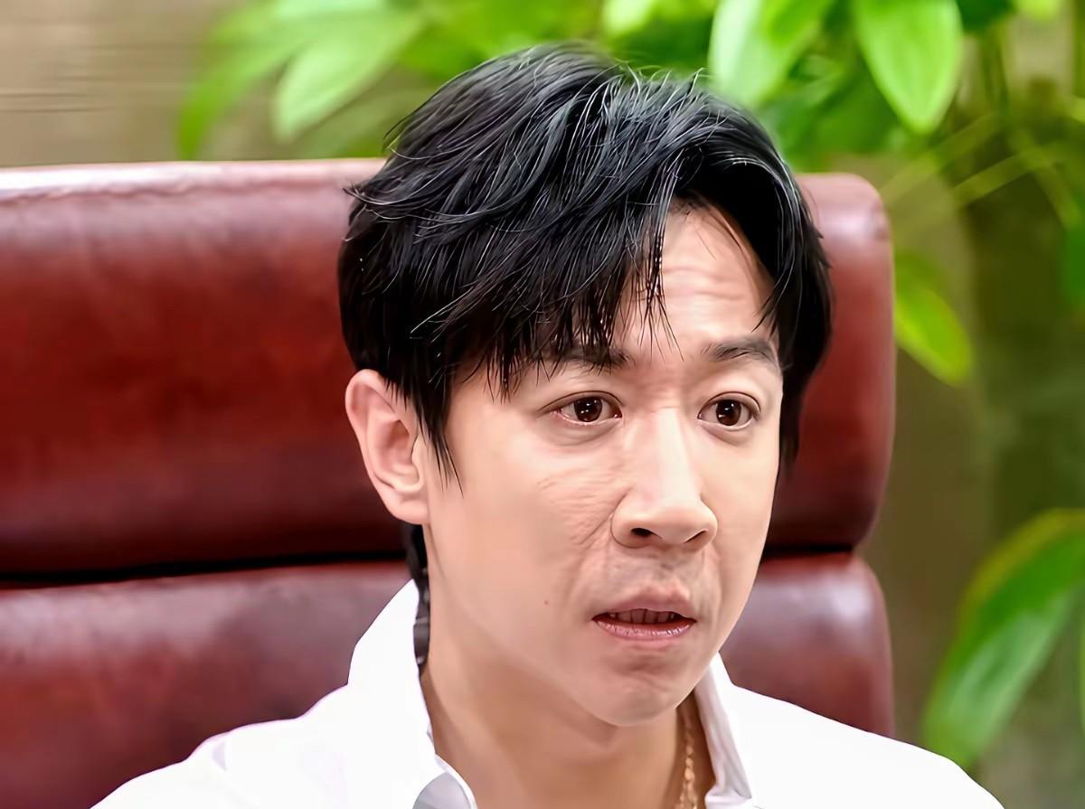 张维伊是在网友的朋友圈混不下去了，不管什么时候网友都能截到他最搞笑的表情。以后大