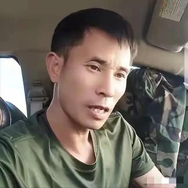 果敢网红“缅甸阿堂”说朱玉生老婆患上了乳腺癌，全身长满了水疙瘩，头发已经全部脱光