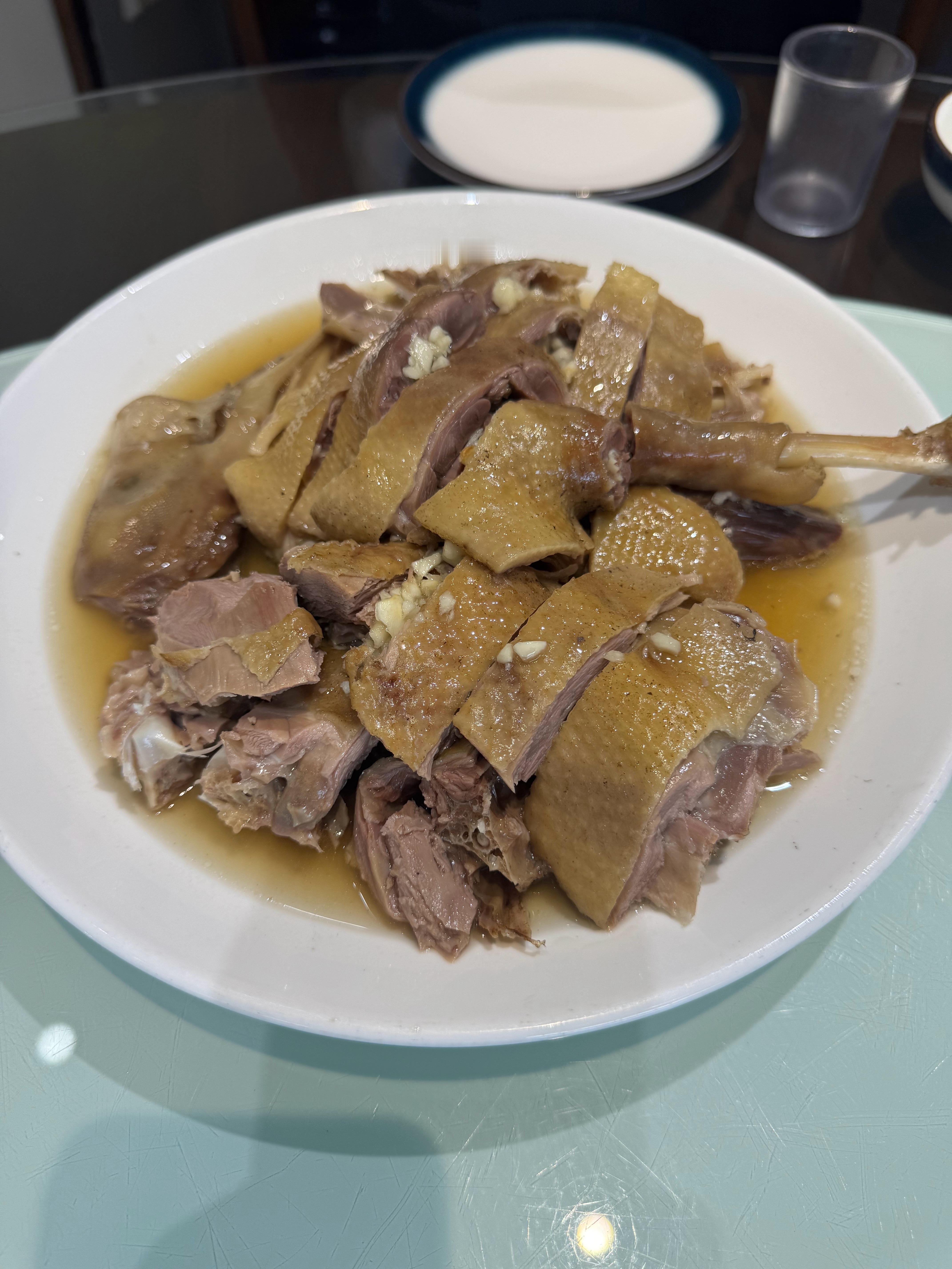 来江苏的港口小城，感受一下江苏的老鹅。都说贼好吃。​​​
