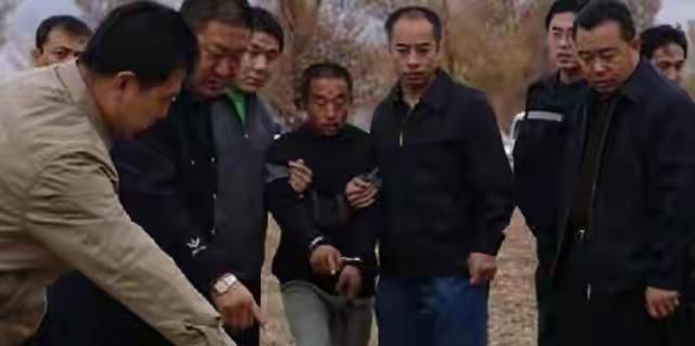 赵志红的事儿，法院文书里写得清清楚楚：11起命案，6条人命，不是网上说的17起。