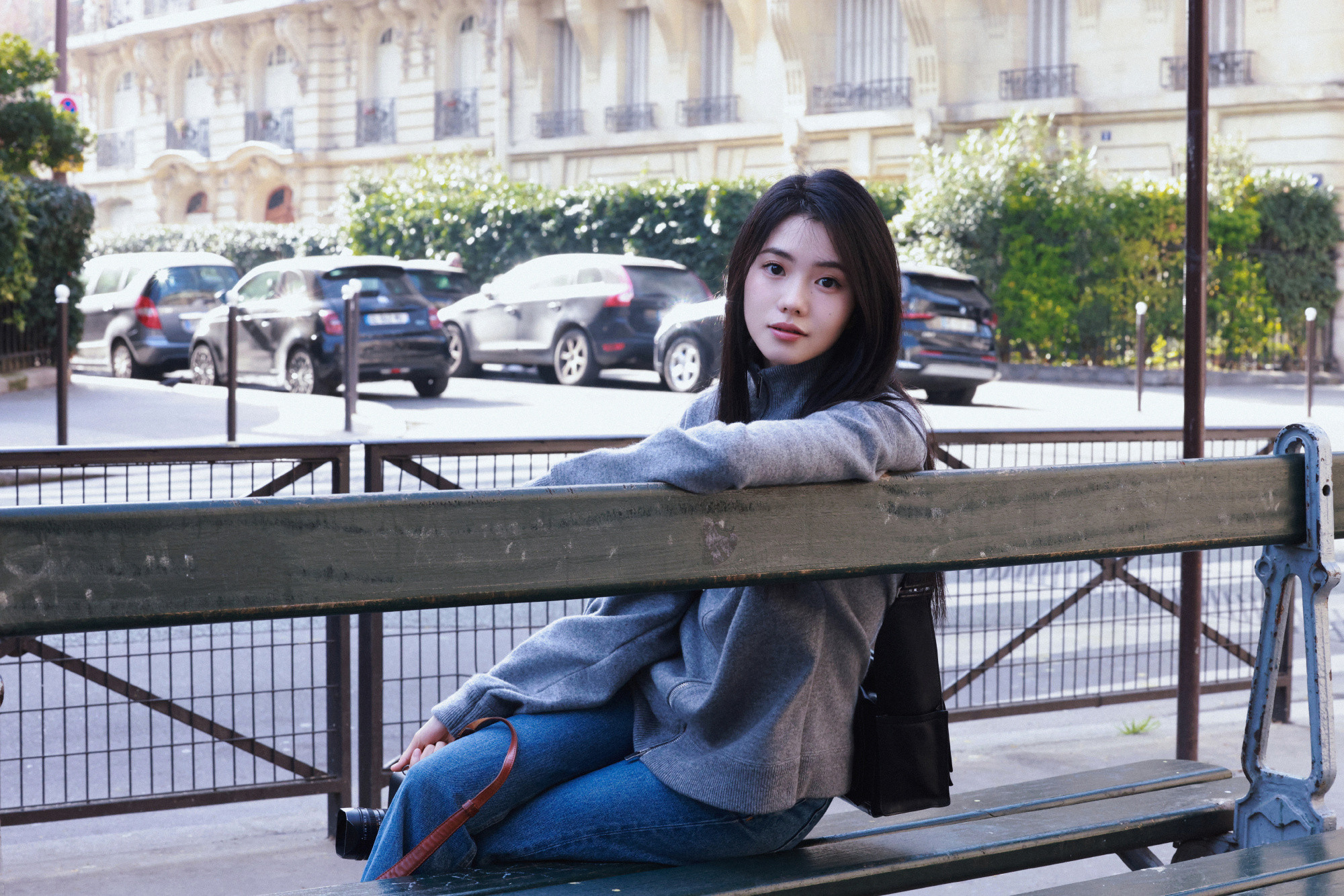 刘浩存今日更新巴黎来信📨好恬静的一组