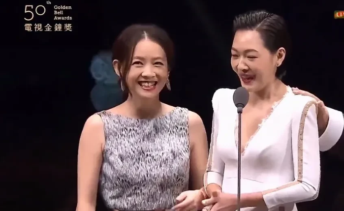 这几天吴宗宪的掀桌、葛思齐的喊话，小S连一点点当初回复包机的气势都没有了，根本不