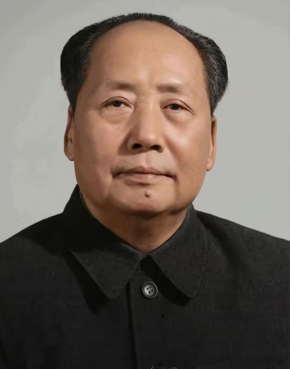 这是到目前为止我发现的一张最清晰的伟人照片。值得大家收藏。​​​