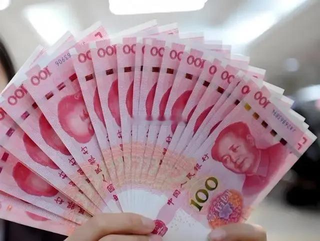 100元人民币在世界各国究竟能买到什么？1、朝鲜——能买一车粮食；2、蒙古——能