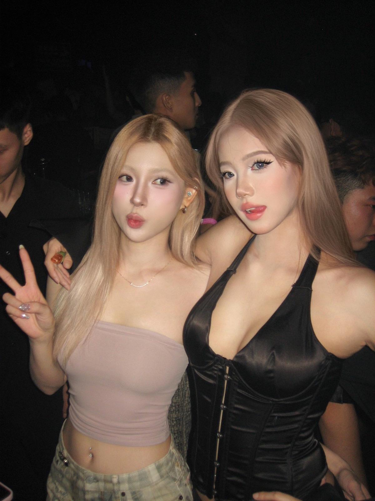 Gray&ZZUI