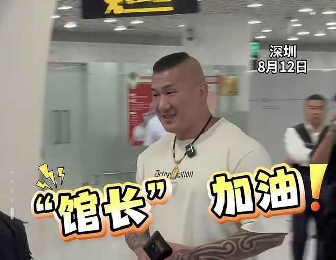 终于搞清楚了，为什么馆长“深圳行”的热度不如上海，其实很明显，因为人不一样：