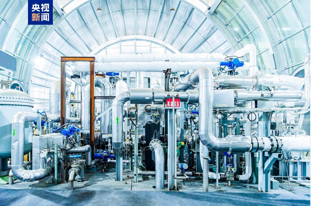 老美砸了几十亿美金，召集一帮顶尖专家折腾了十几年，在超临界二氧化碳发电这个前沿领