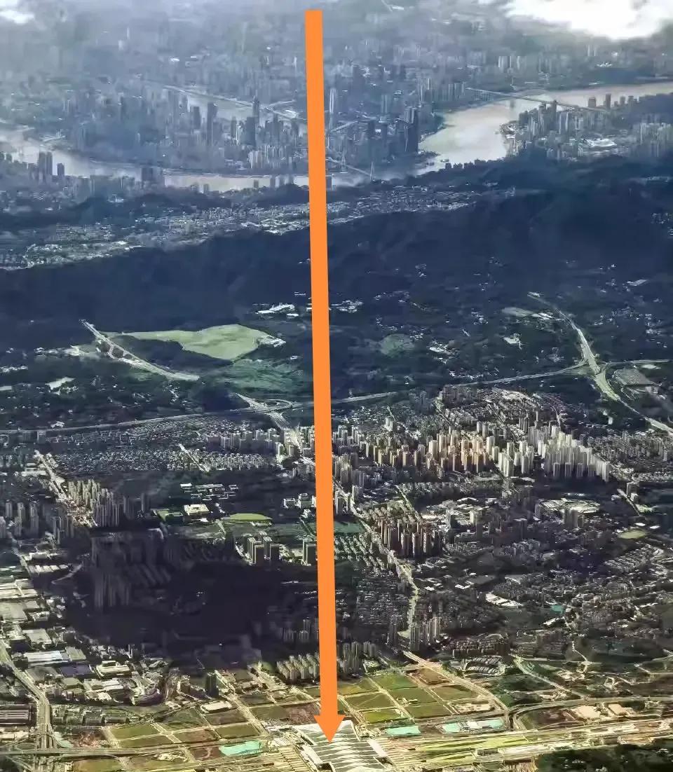 重庆北区非不得已怕不会去东站吧北区的人要是去东站赶高铁，那真有点翻越千山万水来