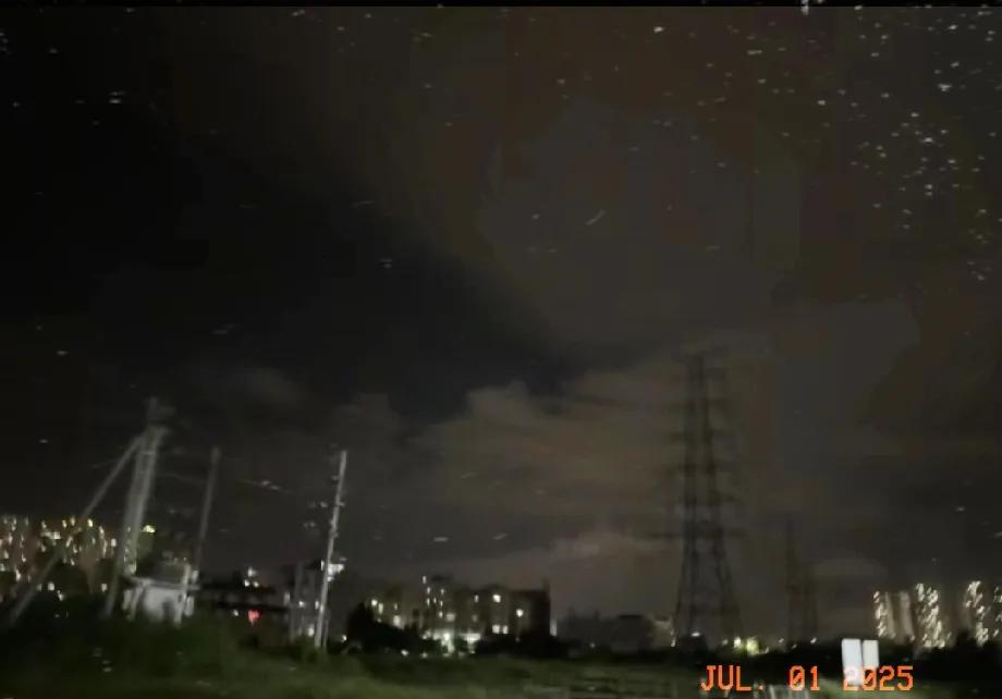 全红蝉发抖音了，就三个画面，一个小时，点赞2万多，评论2000多，收藏200多，