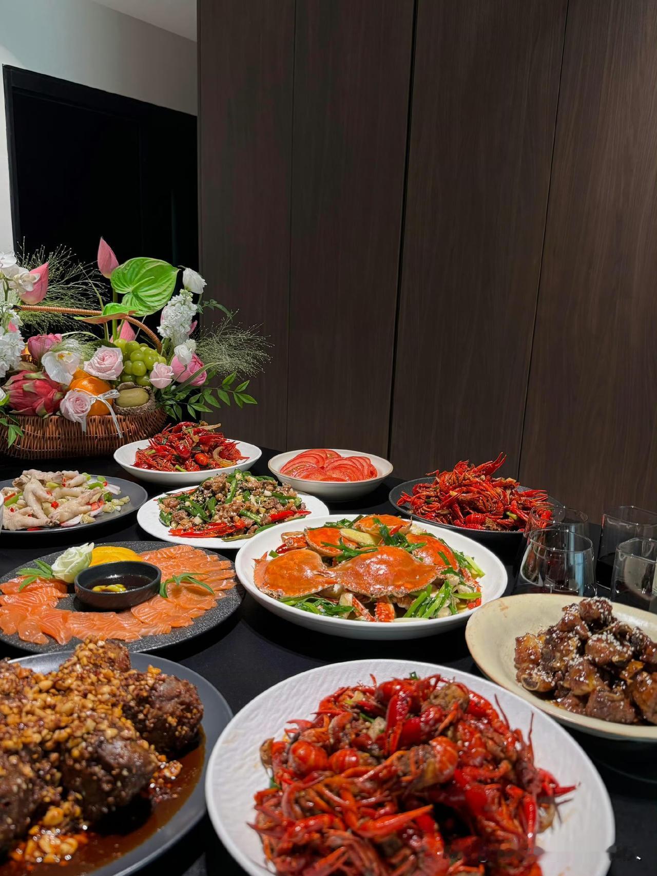 无语了，每个星期婆婆都会把小姑子一家三口叫来吃饭，而且婆婆每次都会特意打电话叮嘱