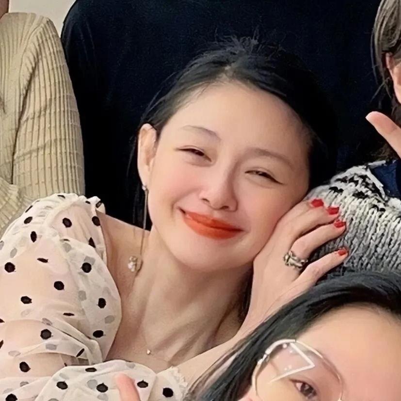汪小菲公布大S遗产分配：儿女继承三分之二，具俊晔获得三分之一，谁能想到大S离