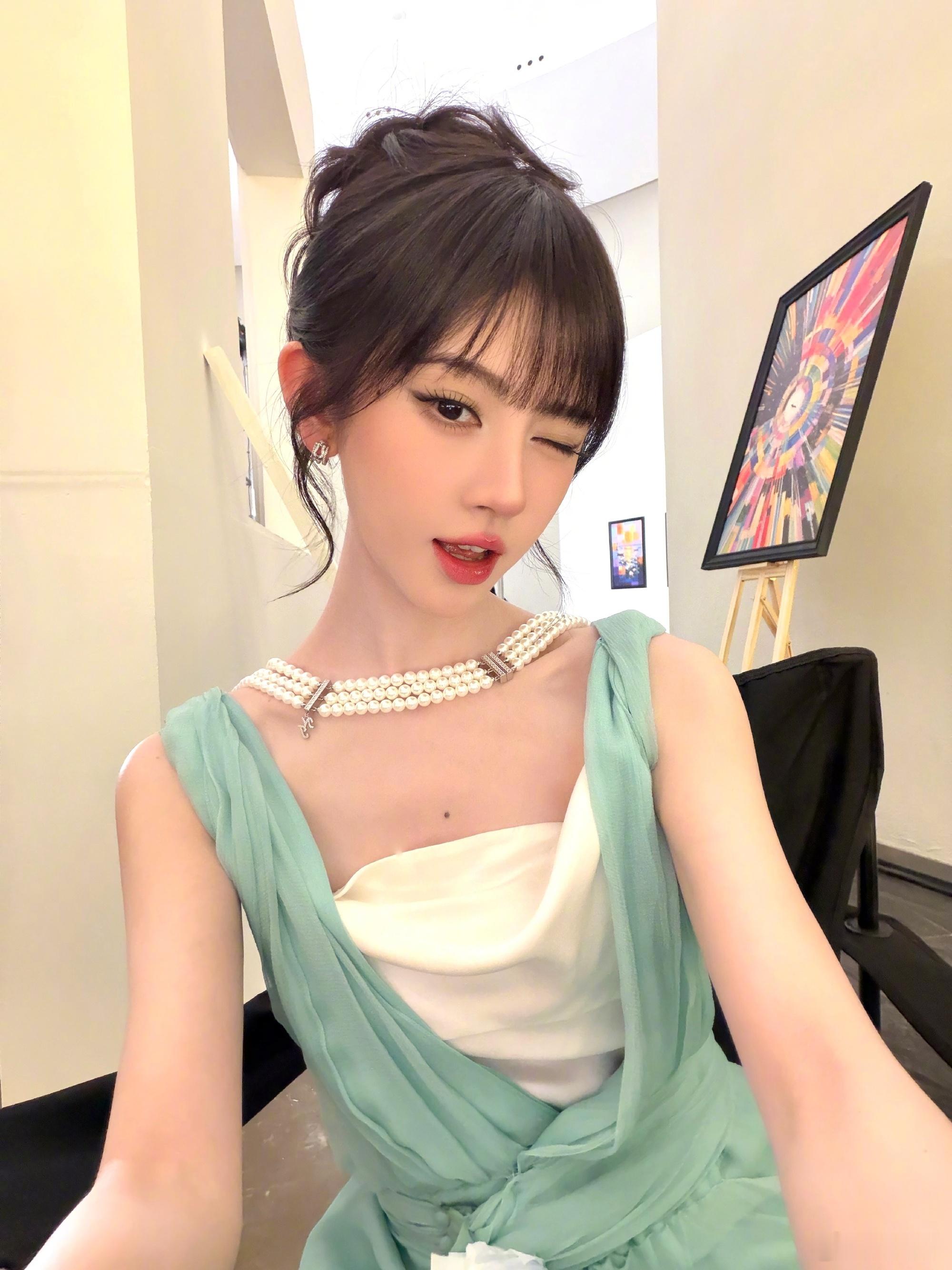 鞠婧祎港圈权谋千金大小姐​​​