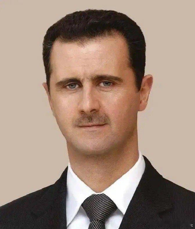 巴沙尔终于有消息了，说他家在俄罗斯过着奢华的生活，女儿也大学毕业了，漂亮老婆的病