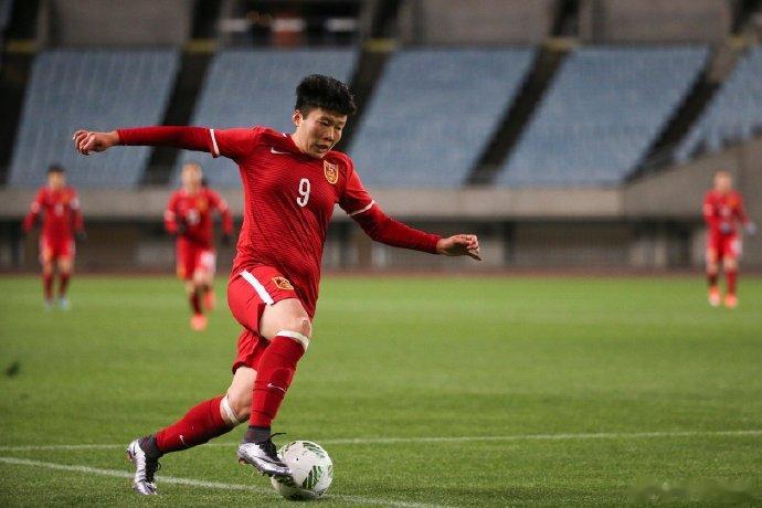 体坛: 前亚洲足球小姐马晓旭将出任新一届U17女足教练