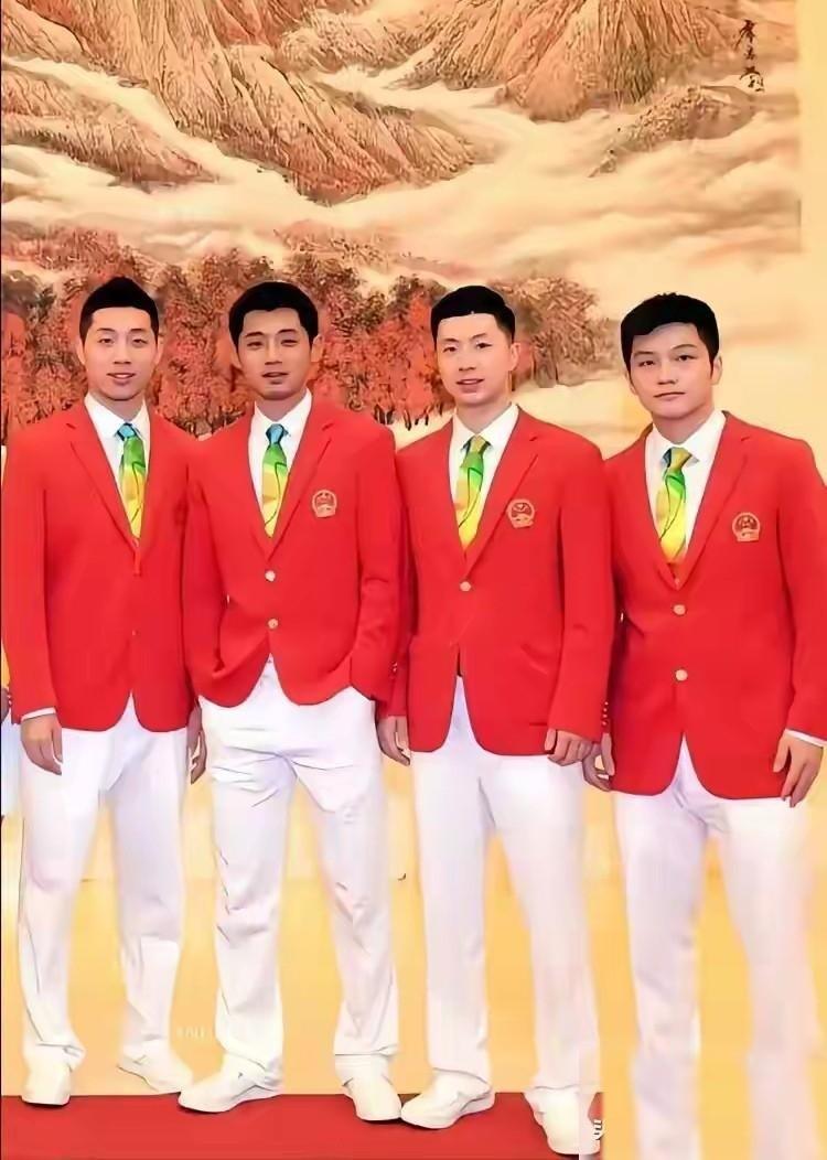 国乒男队有"四绝"：张继科的腿，樊振东的腰，马龙的脑子，许昕左手似尖刀。很多人把