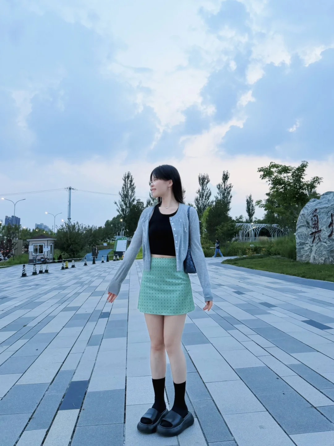 绿色波点💚