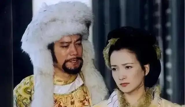 1235年，40岁的拖雷在哥哥窝阔台的金帐中饮下了毒酒后，窝阔台便私聊拖雷的妻子