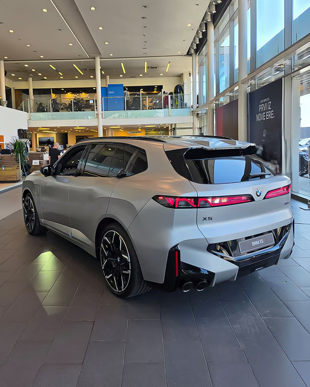 全新BMWX5